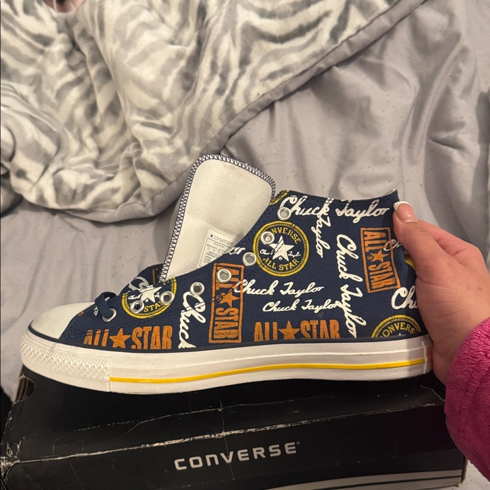 Exclusive Converse men’s High-Top Sneakers - Navy and Yellow